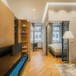 Zeus Design Apartments - Reumannplatz